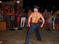 muski striptiz