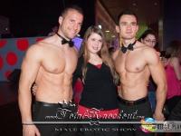 topless-konobar