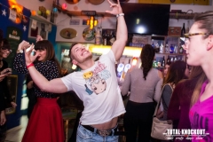 Total-knockout-striptiz-famous-43