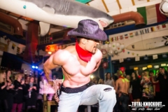 Total-knockout-striptiz-famous-58